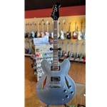 Clearance Epiphone Dave Grohl DG-335, case included.