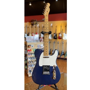 Used American Fender Telecaster w/case