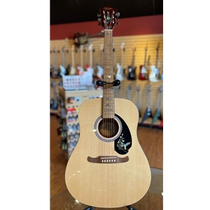 Used Fender FA-125 w/bag